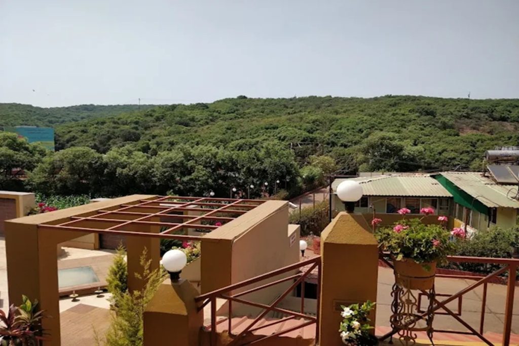 MTDC Resort Mahabaleshwar surrounded by green hills and scenic nature views
